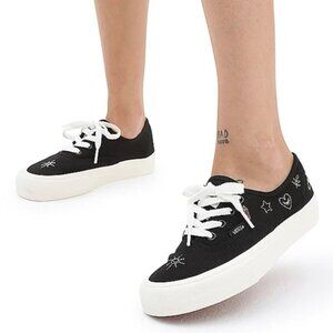 NIB Vans Authentic VR3 Embroidered  7 5W 6 0M